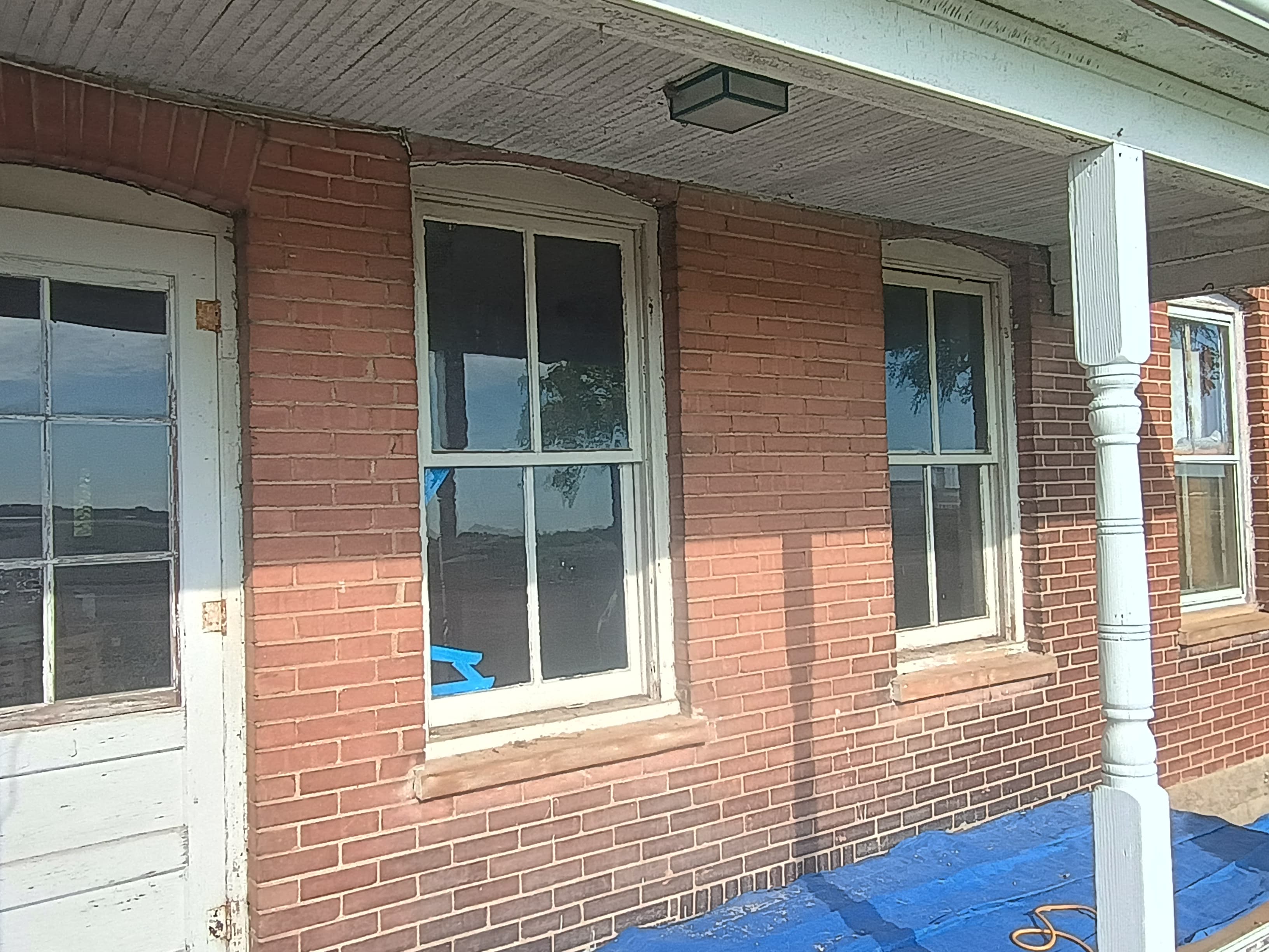 Arlington Heights Window Replacement - Before